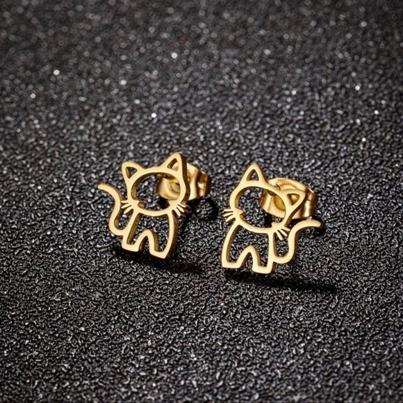 Small Cat Stud Stainless Steel - Picture 1 of 1